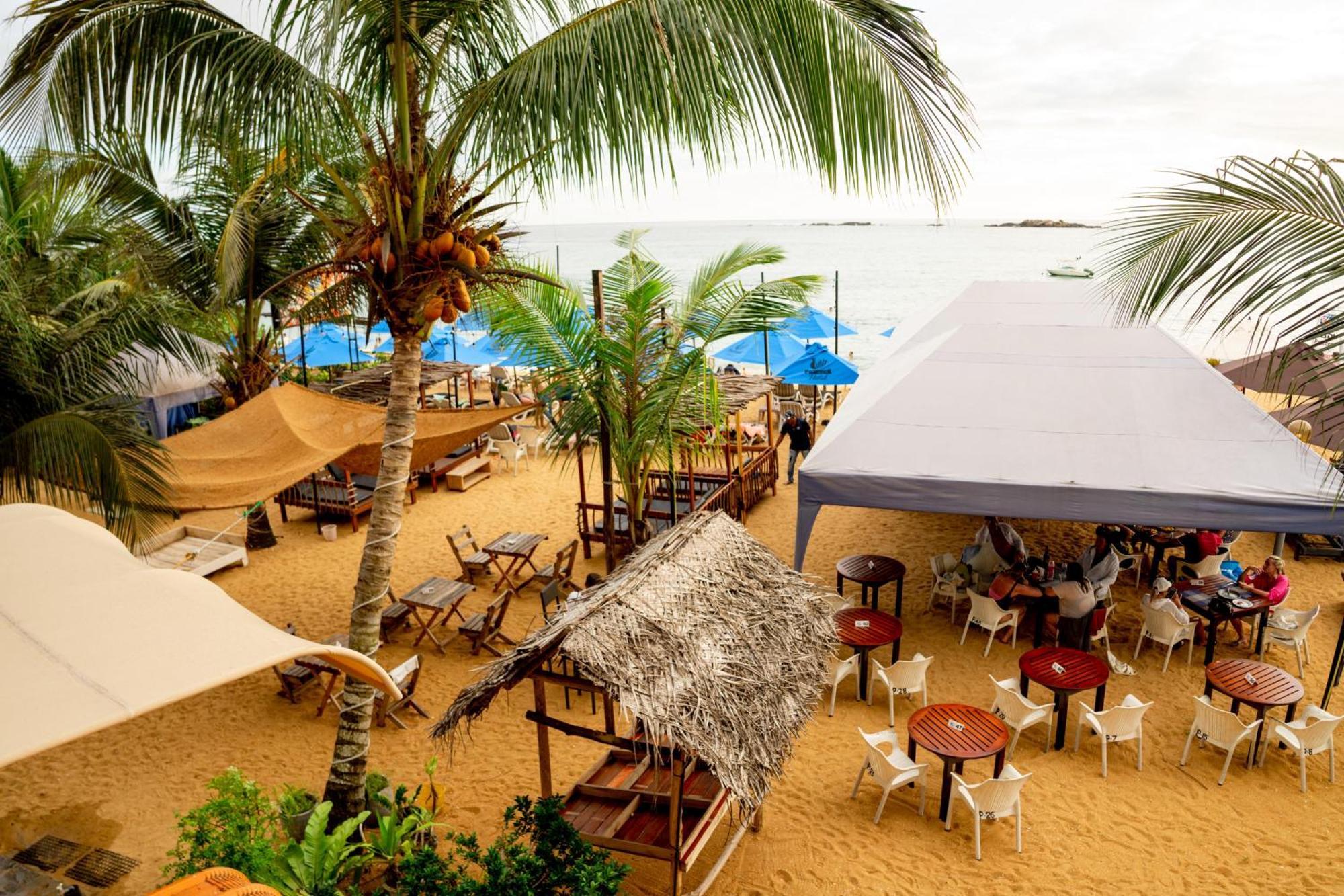 Peacock Beach Hotel Unawatuna Exterior foto